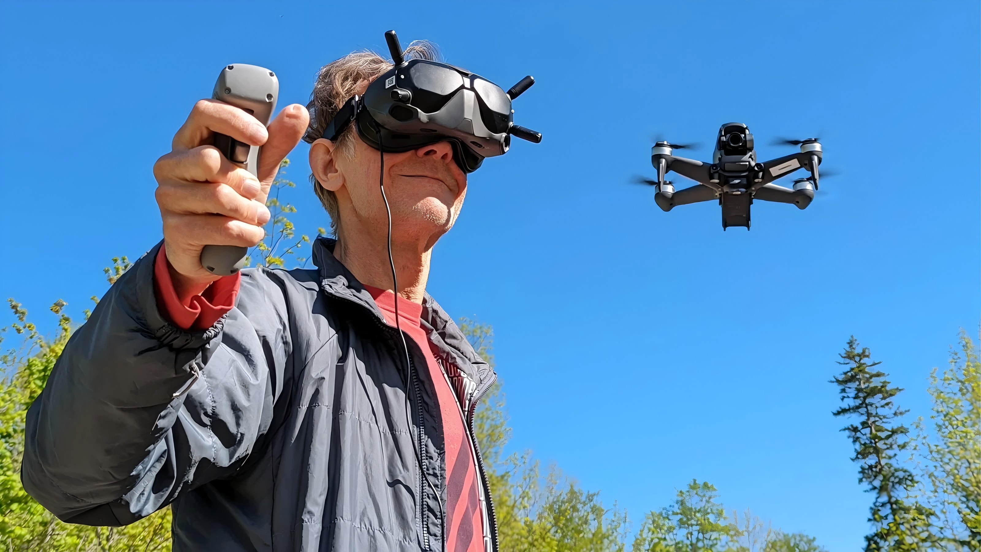 מילישניות חשובות: כיצד אופטיקה מתמחה ב-FPV ממזערת את השהייה ומחדדת תמונות חזותיות במהירות גבוהה